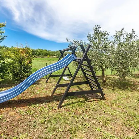 Sole, Ferienvilla Mit Eigenem Pool Bei Pula Tatil Evi Marčana