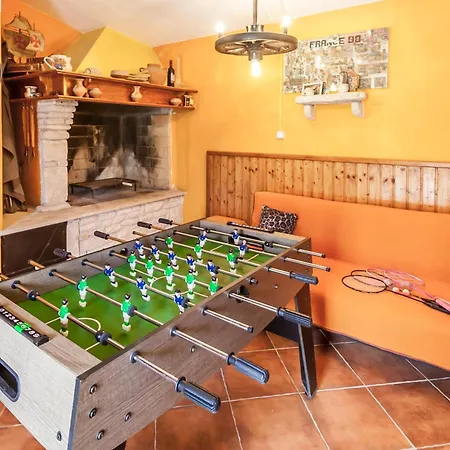 Sole, Ferienvilla Mit Eigenem Pool Bei Pula Tatil Evi